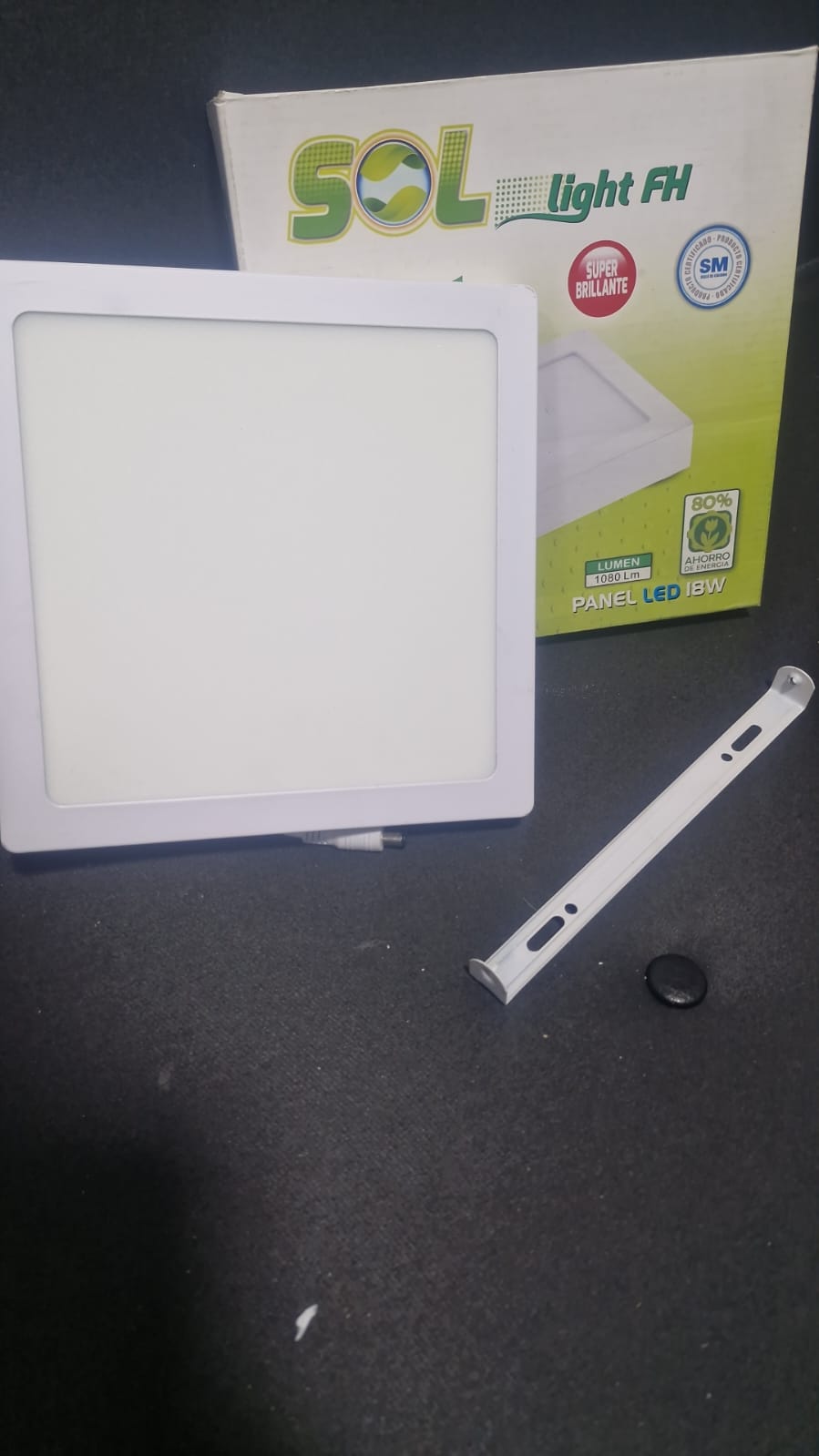 PANEL DE 18W SOBREPONER CUADRADO